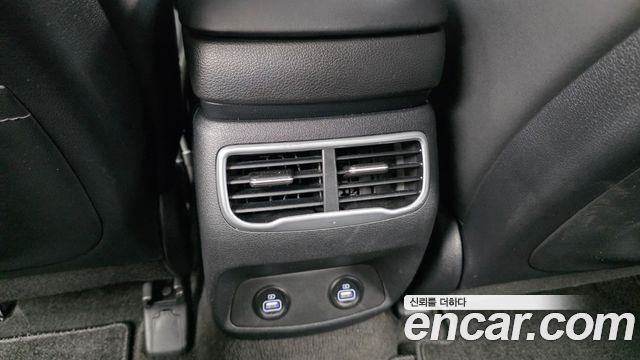 Hyundai Santa Fe Diesel 2.2 2WD Exclusive 2023 — фото 32