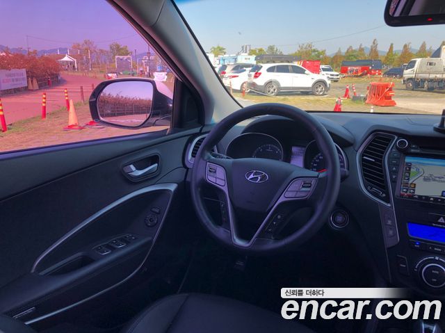 Hyundai Santa Fe (DM) Diesel(e-VGT) 2.0 2WD Premium 2015 — фото 18