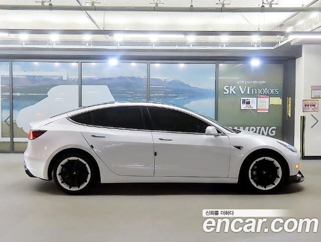 Tesla Model 3 Standard Range Plue RWD 2020 — фото 3