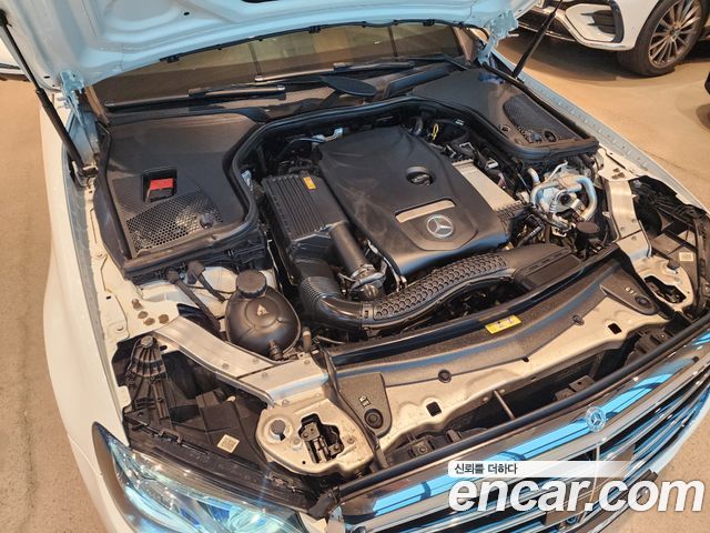 Mercedes-Benz E-Class (W213) E300 4MATIC Exclusive 2020 — фото 9