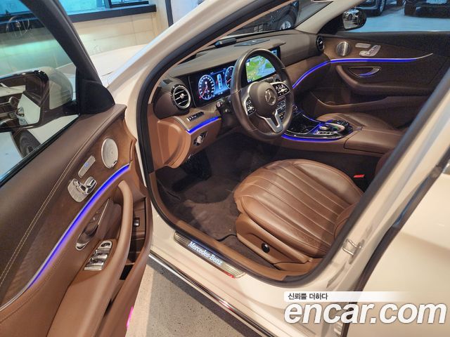 Mercedes-Benz E-Class (W213) E300 4MATIC Exclusive 2020 — фото 14