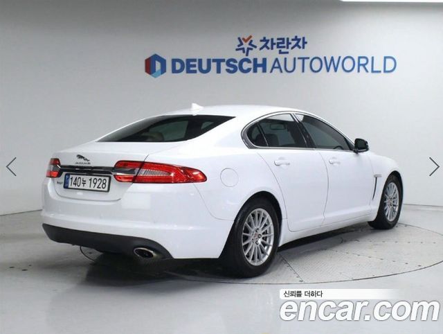 Jaguar XF 2.2D Luxury X250 2015 — фото 2