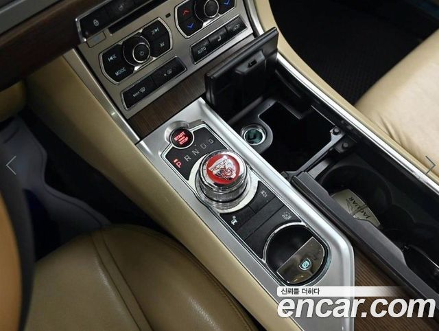 Jaguar XF 2.2D Luxury X250 2015 — фото 9