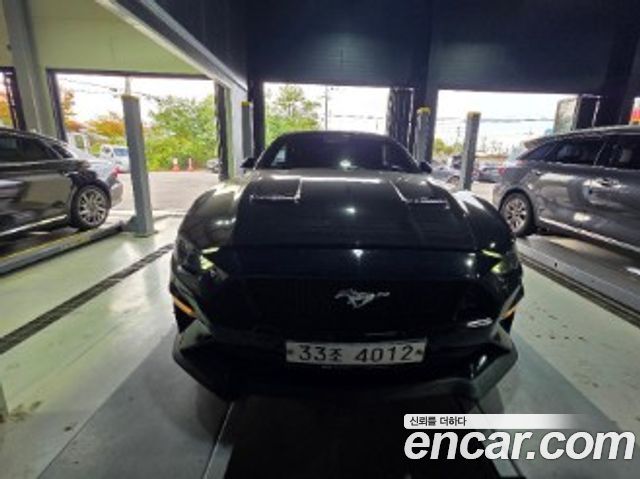 Ford Mustang GT Convertible