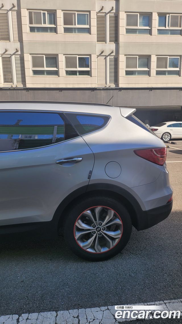 Hyundai Santa Fe (DM) Diesel(e-VGT) 2.0 2WD Premium 2014 — фото 4