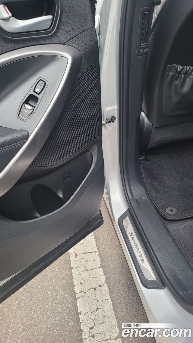 Hyundai Santa Fe (DM) Diesel(e-VGT) 2.0 2WD Premium 2014 — фото 14