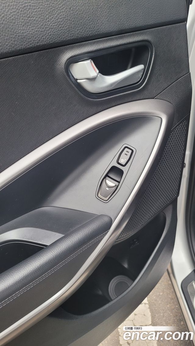 Hyundai Santa Fe (DM) Diesel(e-VGT) 2.0 2WD Premium 2014 — фото 18