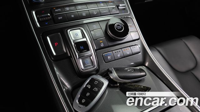 Hyundai Santa Fe Diesel 2.2 2WD Exclusive 2023 — фото 9