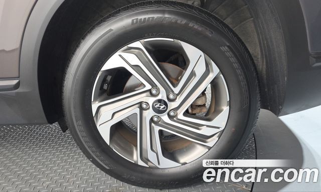Hyundai Santa Fe Diesel 2.2 2WD Exclusive 2023 — фото 27