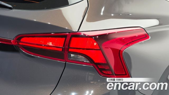 Hyundai Santa Fe Diesel 2.2 2WD Exclusive 2023 — фото 29