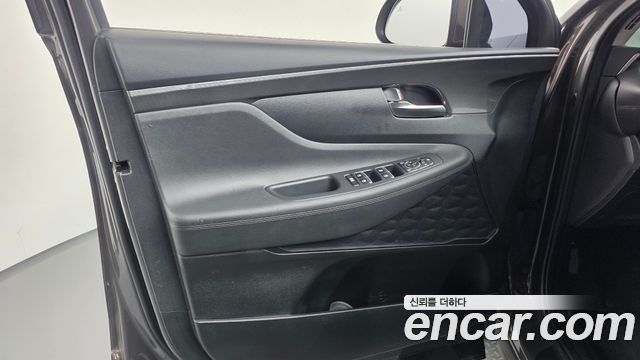 Hyundai Santa Fe Diesel 2.2 2WD Exclusive 2023 — фото 30