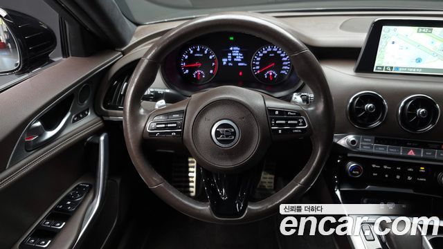 Kia Stinger 2.0 Turbo AWD Platinum 2019 — фото 17