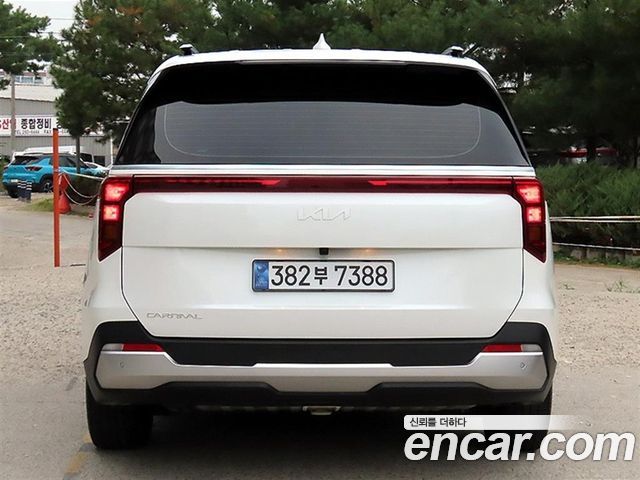 Kia Carnival (IV) Diesel 9-Seater Prestige 2024 — фото 4