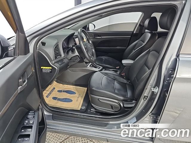 Hyundai Avante (AD) 1.6 GDI Smart 2016 — фото 15