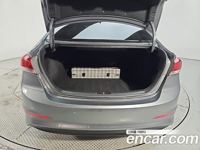 Hyundai Avante (AD) 1.6 GDI Smart 2016 — фото 17