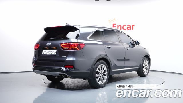 Kia Sorento Diesel 2.0 2WD Prestige 2019 — фото 2
