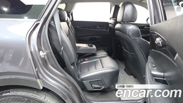 Kia Sorento Diesel 2.0 2WD Prestige 2019 — фото 11