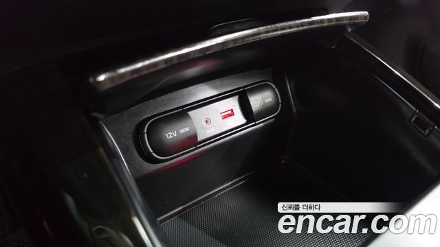 Kia Sorento Diesel 2.0 2WD Prestige 2019 — фото 12