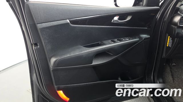 Kia Sorento Diesel 2.0 2WD Prestige 2019 — фото 24