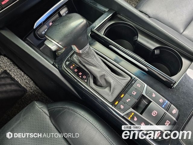 Kia K7 2.2 Diesel Limited 2018 — фото 9