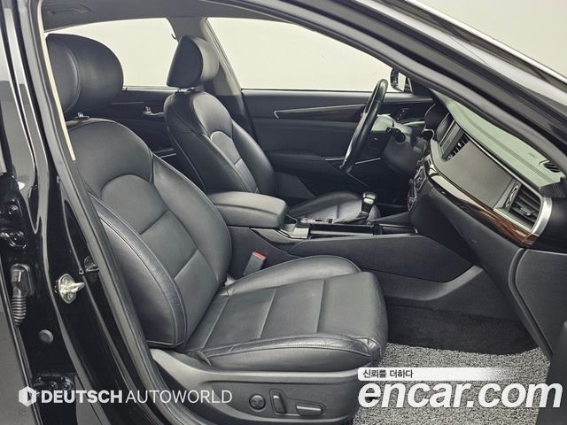 Kia K7 2.2 Diesel Limited 2018 — фото 10