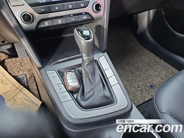 Hyundai Avante (AD) 1.6 GDI Smart 2016 — фото 8