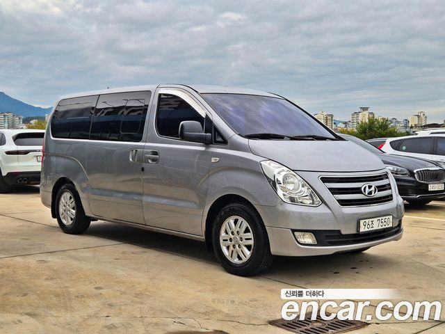 Hyundai Grand Starex 5-Seater VAN Modern 2017 — фото 3