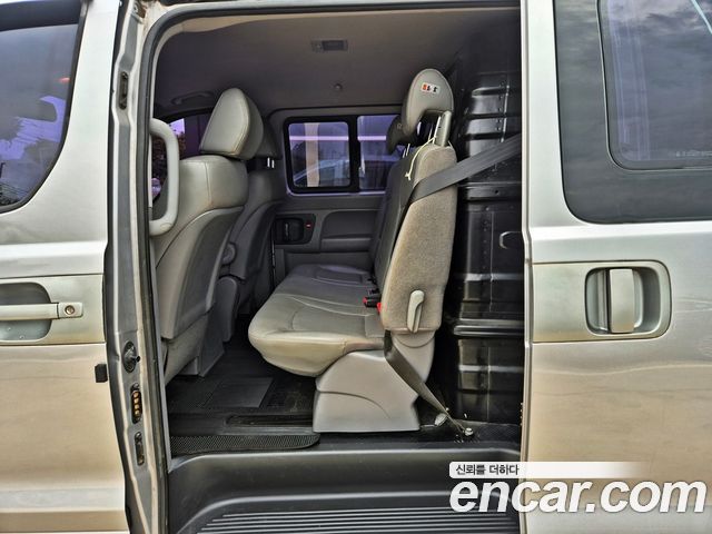 Hyundai Grand Starex 5-Seater VAN Modern 2017 — фото 19