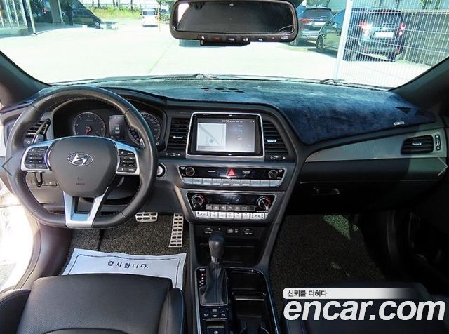 Hyundai Sonata New Rise 2.0 Turbo Exclusive 2019 — фото 7