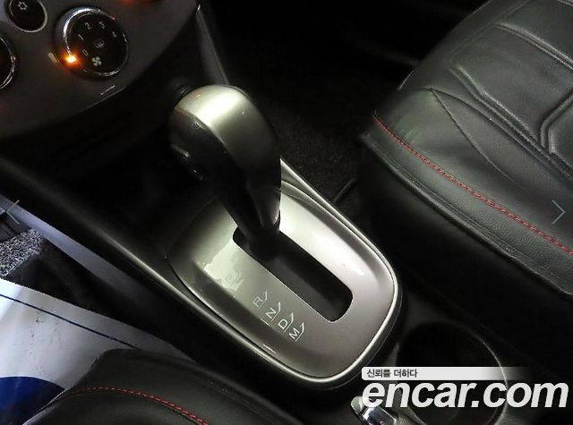 Chevrolet Trax 1.4 LT Leather Package 2015 — фото 16