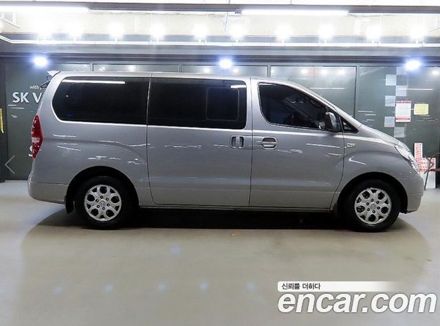 Hyundai Grand Starex 12-Seater Wagon CVX Luxury 2013 — фото 4