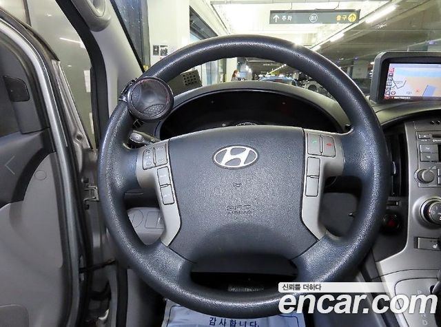 Hyundai Grand Starex 12-Seater Wagon CVX Luxury 2013 — фото 9