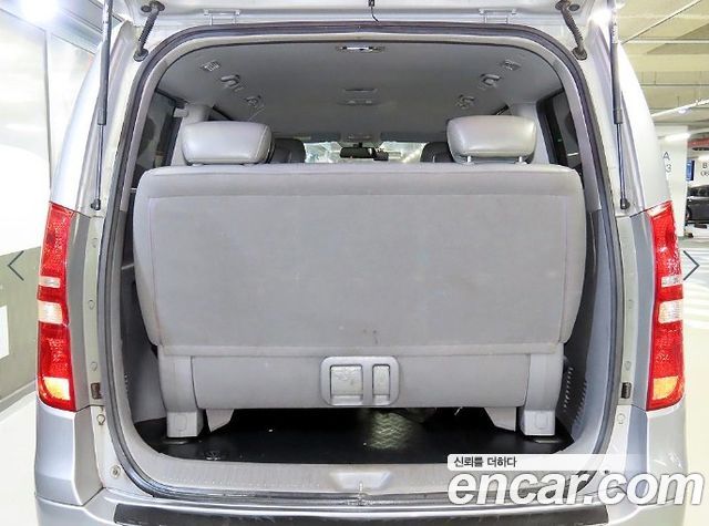 Hyundai Grand Starex 12-Seater Wagon CVX Luxury 2013 — фото 20