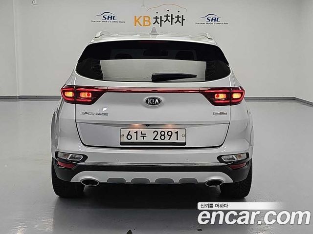 Kia Sportage The Bold Diesel 2.0 2WD Prestige 2019 — фото 3