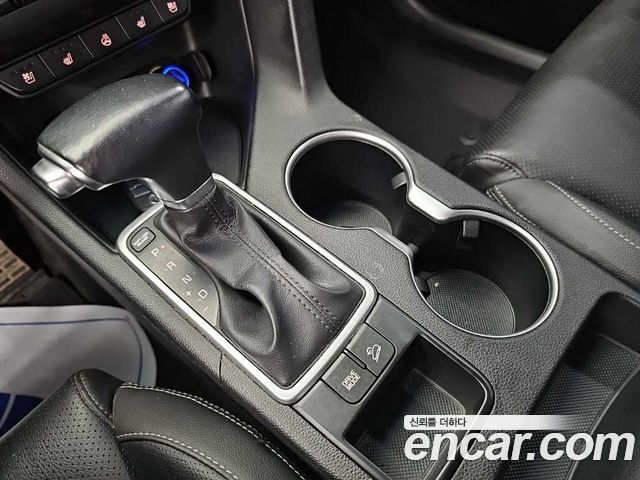 Kia Sportage The Bold Diesel 2.0 2WD Prestige 2019 — фото 8