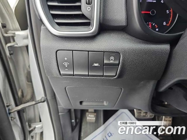 Kia Sportage The Bold Diesel 2.0 2WD Prestige 2019 — фото 23