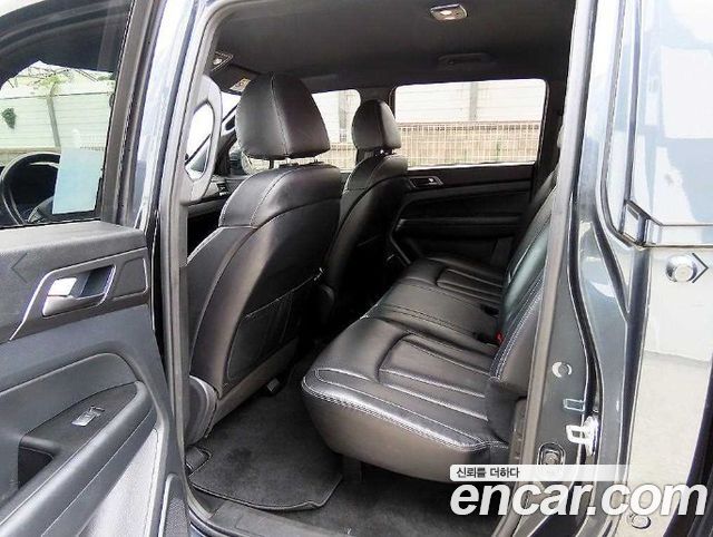 KG Mobility (SsangYong) Rexton Sports Khan Diesel 2.2 2WD Wild 2023 — фото 7