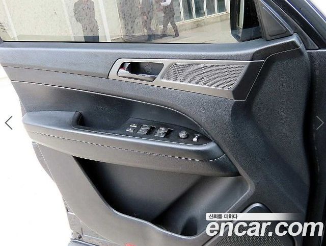 KG Mobility (SsangYong) Rexton Sports Khan Diesel 2.2 2WD Wild 2023 — фото 17