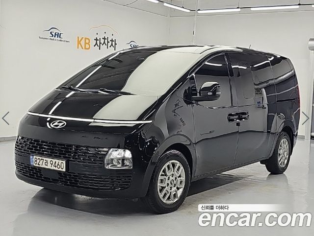 Hyundai Staria HEV 1.6 Cargo 5-Seater Modern