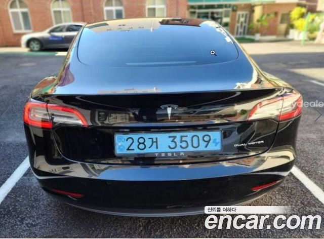 Tesla Model 3 Long Range AWD 2022 — фото 2
