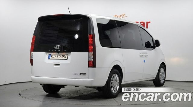 Hyundai Staria L3.5 Cargo 5-Seater Modern 2024 — фото 2