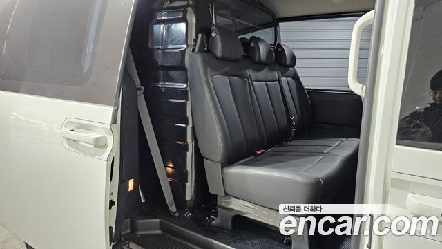 Hyundai Staria L3.5 Cargo 5-Seater Modern 2024 — фото 11