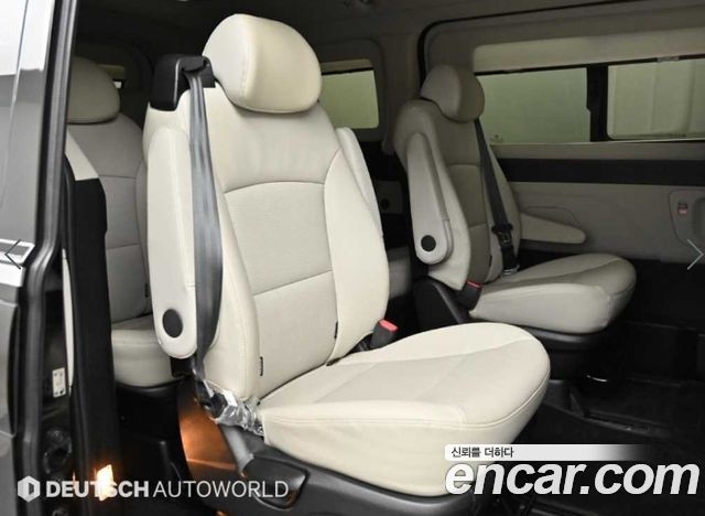 Hyundai Grand Starex 4WD Limousine 2019 — фото 16