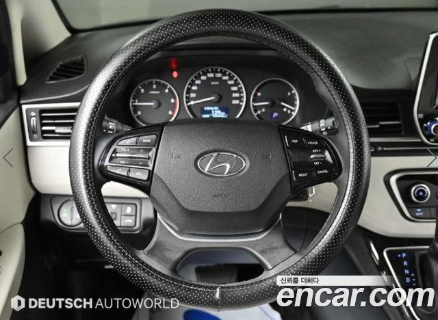 Hyundai Grand Starex 4WD Limousine 2019 — фото 17