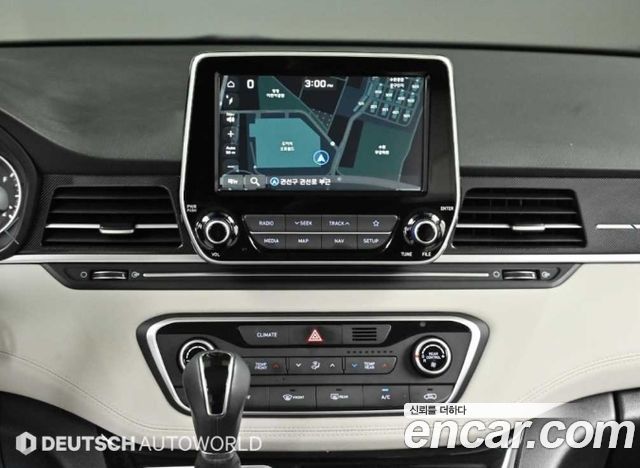 Hyundai Grand Starex 4WD Limousine 2019 — фото 18