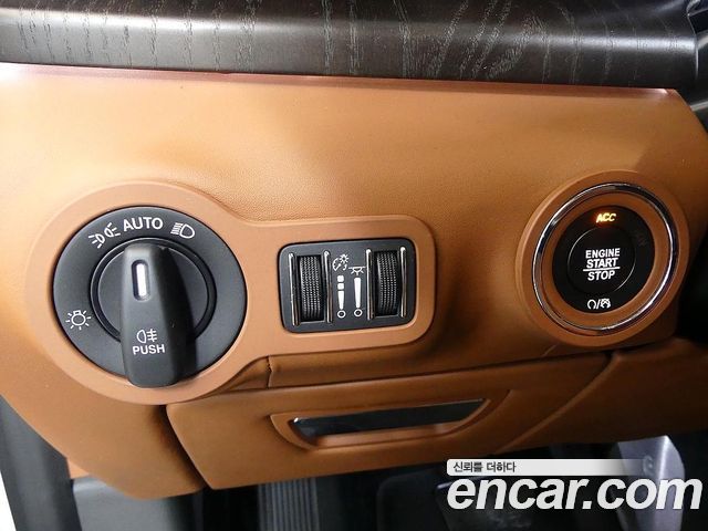 Maserati Quattroporte 3.0 V6 2019 — фото 10