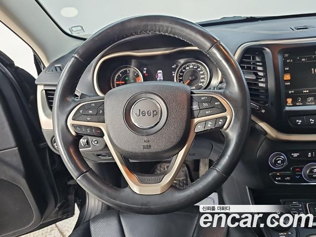 Jeep Cherokee (KL) 2.0 Diesel LIMITED 4WD 2015 — фото 22