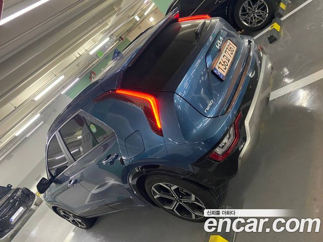 Kia Niro Signature 2022 — фото 4