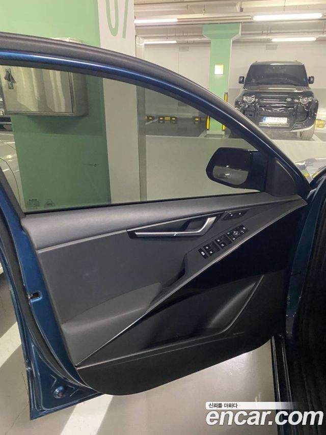 Kia Niro Signature 2022 — фото 15