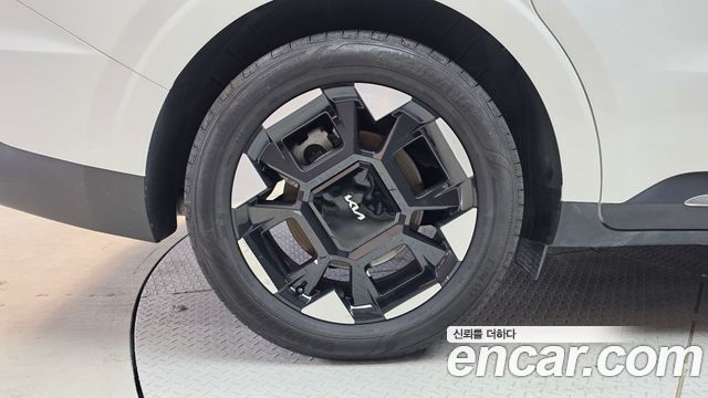 Kia Carnival (IV) Gasoline 9-Seater Noblesse 2024 — фото 5